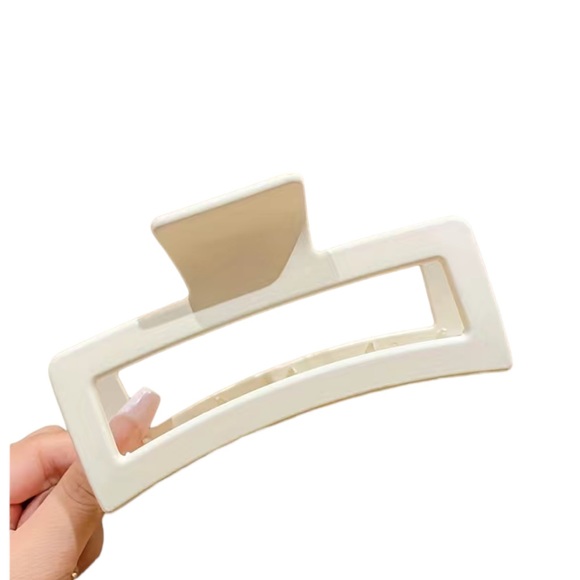 3 Piece Neutral Colors Large Sized Hair Clips - Picture 6 of 8